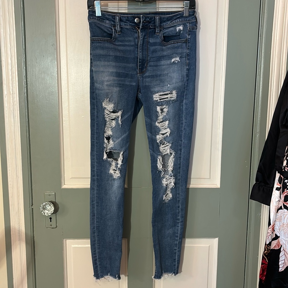 american eagle hi rise ripped skinny jeans